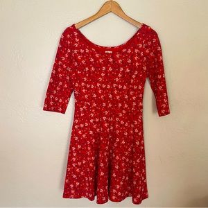 Hollister Skater Dress Size Medium Red With Floral Print, Excellent Cond…